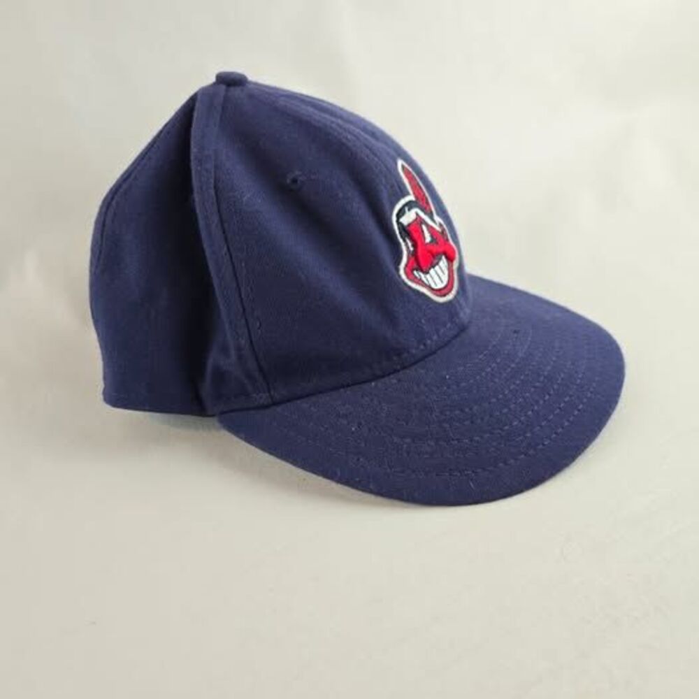 Cleveland Indians New Era 59Fifty Fitted Hat Size 6 7/8 Chief Wahoo MLB On Field - Picture 2 of 10